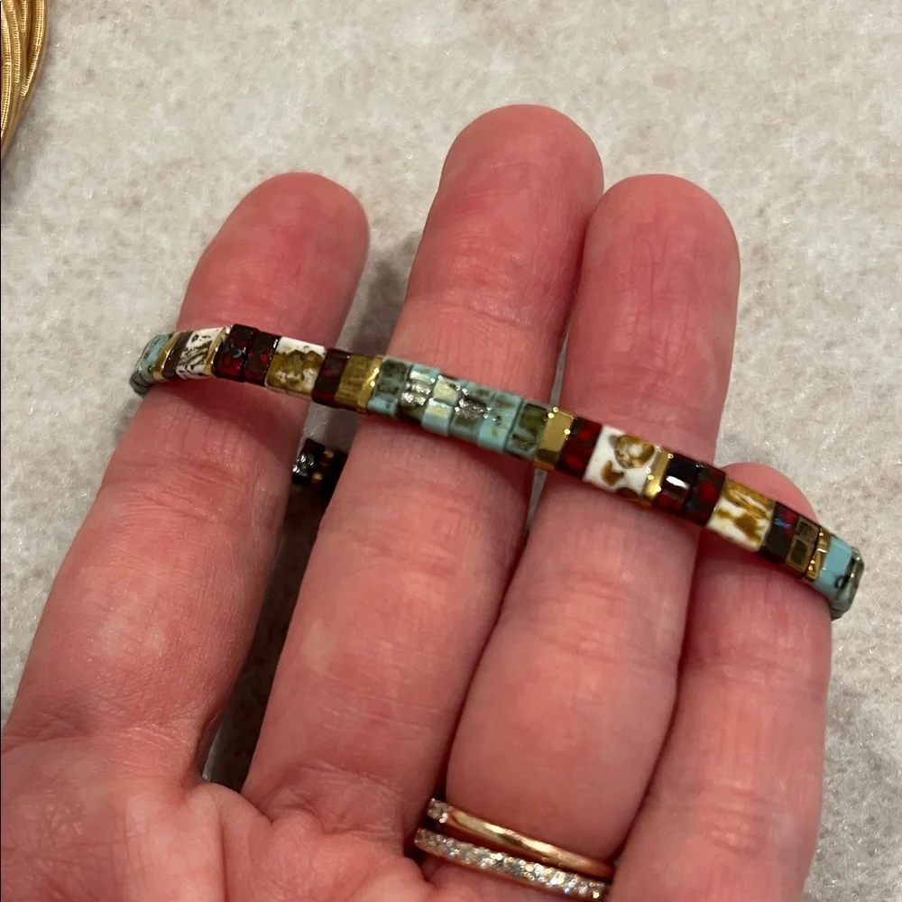 5 Piece Jewelry Bundle With 2 Free‎ Mystery Gifts!